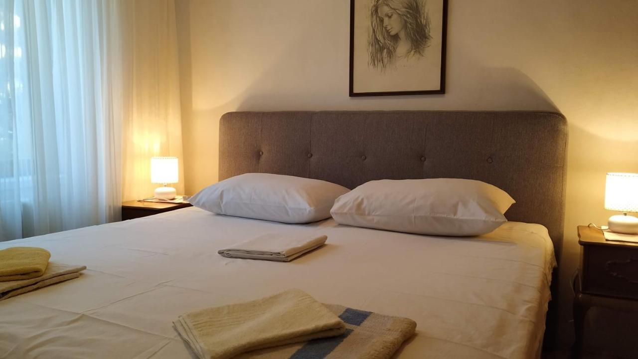 Apartments Tea Pag Паг Екстериор снимка